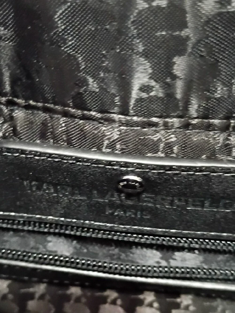 Karl Lagerfeld Black Logo-Accented Interior Tote - Picture 14 of 16